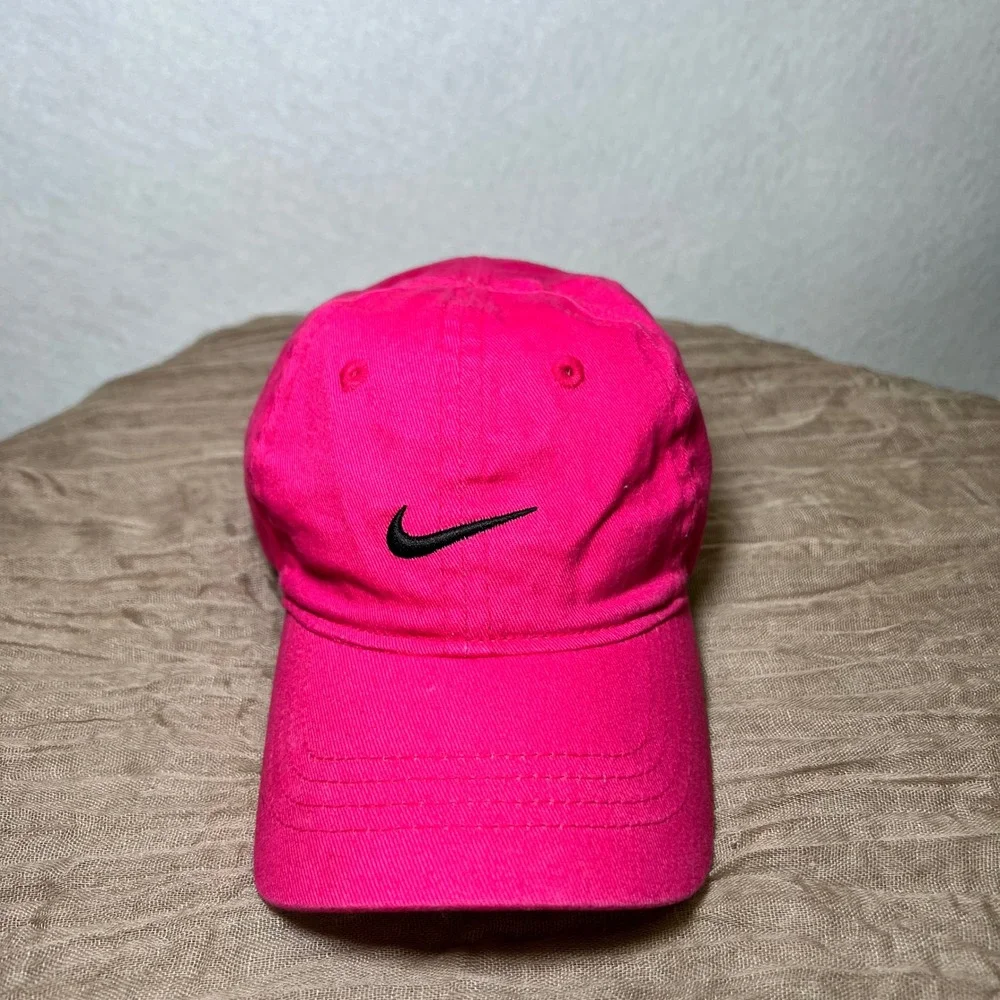 Nike Infant Heritage86 Adjustable Hot Pink Baseball Cap Baby Active Sporty